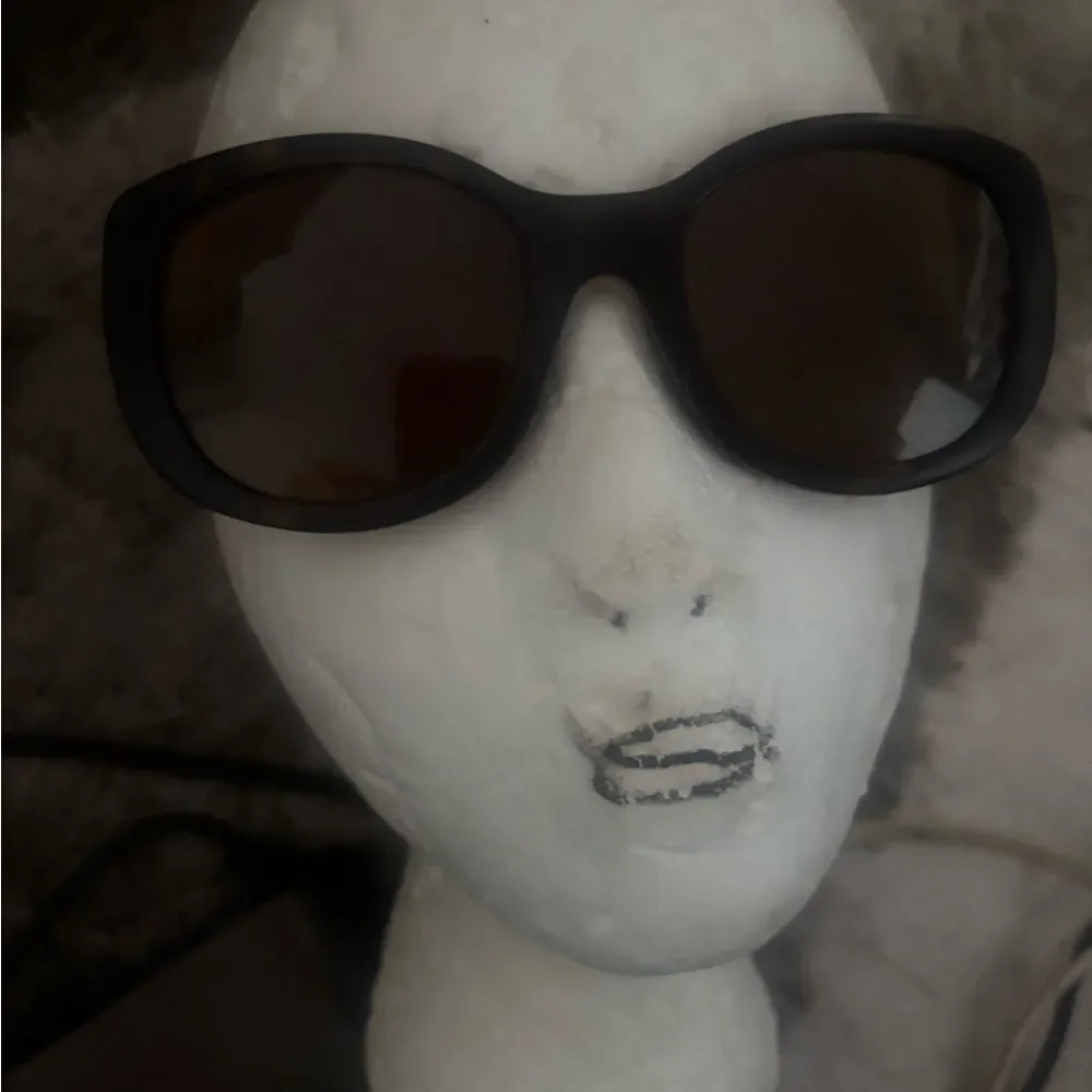 Chanel logo dress glasses vintage gold cc sunglasses accessory eyewear